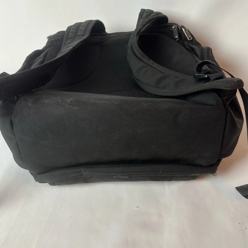 TUMI Alpha Brief Pack Backpack Laptop Tablet Black Nylon Bag 26186D4 Unisex